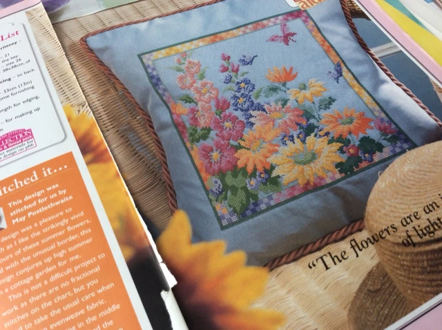 Sheila Hudson’s Summer Flower Cushion Design Cross stitch chart Only / 577