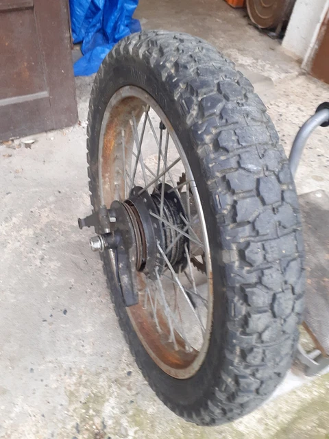roue arriere jante plus pneu tambour couronne HONDA 125 MTX TC02 MTX-R