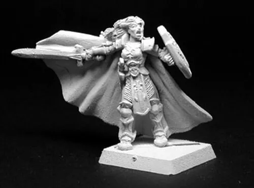 Mini Reaper Miniatures Nicole, Captain #14070 Hermanas de la Hoja sin pintar D&D