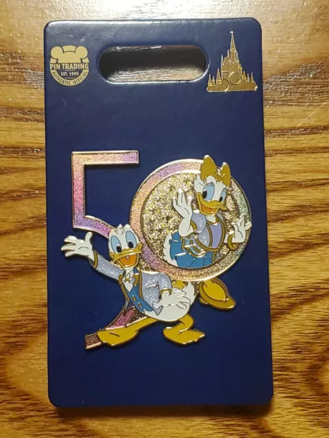 WALT DISNEY WORLD 50th Anniversary Donald Duck & Daisy Limited Pin Big ...