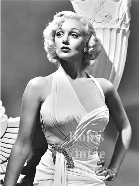 BULLET BRA MAMA photo Retro 1940s 50s Meg Miles #3 TV Soap Star 8