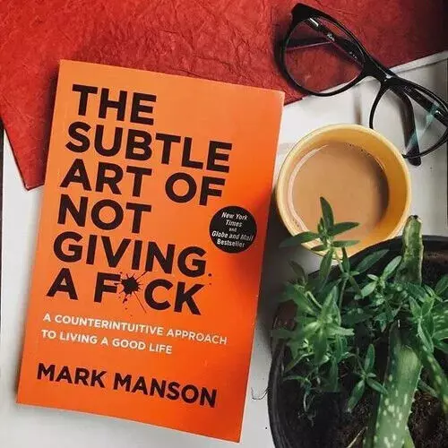 The Subtle Art of Not Giving a Fck By Mark Manson NEW Paperback | Free Shipping