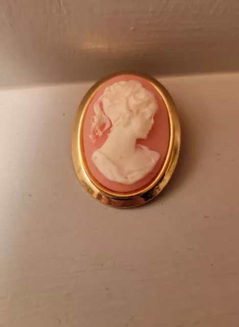 Vintage Cameo Lady Brooch Pin- Gold Tone- See Description