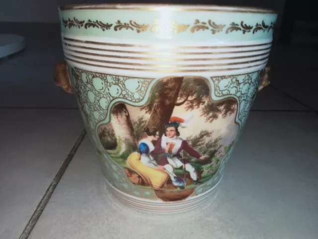 Ancien cache pot en porcelaine de Paris XIX siècle