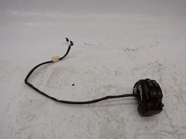 2020 Harley Davidson Street Glide Touring Right Switches Kill Switch 71500129C