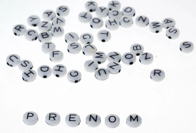 100 Perles Alphabet Acryliques Blanches Lettres Noires 8mm - Pour Créations
