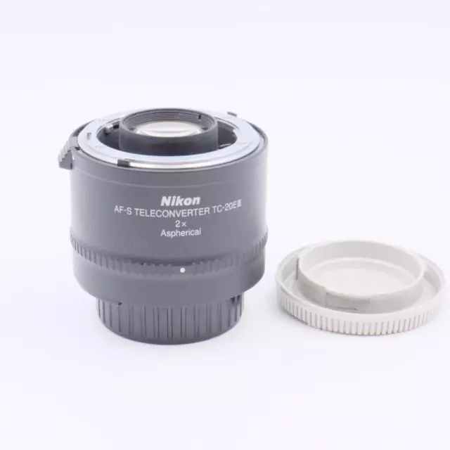 Teleconvertidor Nikon AF-S TC-20E III 2x + Tapas - ¡DEBE VERLO! (1622)