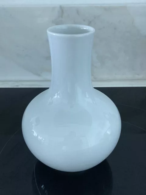 HEINRICH Selb Bavaria Germany White Porcelain Vase