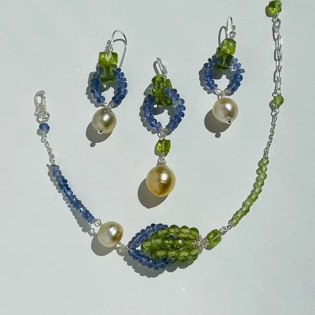 Boucles D'oreilles En Perles Des Mers Du Sud Et Péridot - Argent Sterling, Fait Main, ROSEMIMOSA