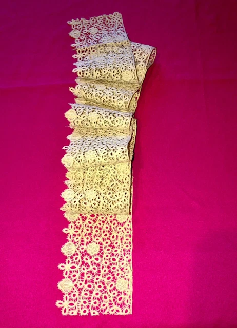 Antique  late 17th early 18th Century Rare Italian Flat VENICE LACE