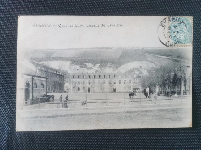 CPA 27 EVREUX - Quartier Cilly - Caserne de Cavalerie