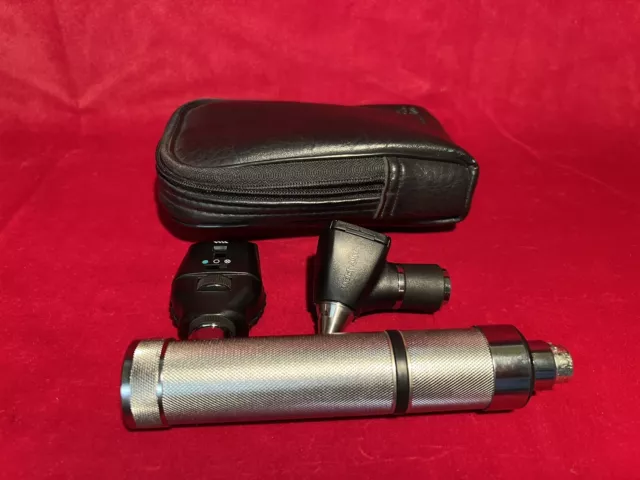 Welch Allyn Student Set, Otoscope 25020A, Ophthalmoscope 11710 (M)