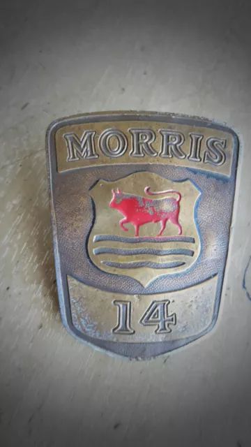 Original Vintage Morris 14 Car Enamelled Grill / Radiator Badge. J Fray  B'ham.