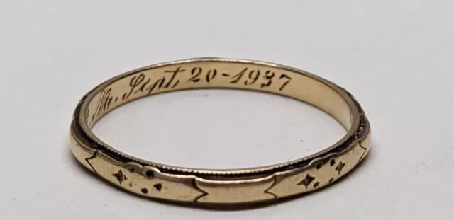 Vintage 1930s Art Deco 14k Yellow Gold Band Detailed Engraved Dated 9/20 1937