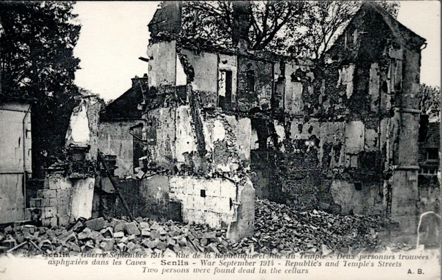 A00888-Cpa 60-  Senlis Rue De La Republique Et Rue Du Temple