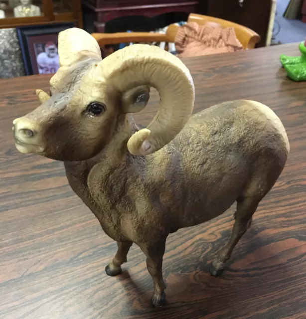Breyer Big Horn Ram Sheep Golden Vintage Brown Tan Breyer Molding Co. Breyer Big Horn Ram Sheep Golden Vintage Brown Tan Breyer Molding Co.