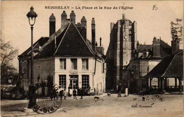 CPA SEIGNELAY - La Place et la Rue de l'Église (657096)