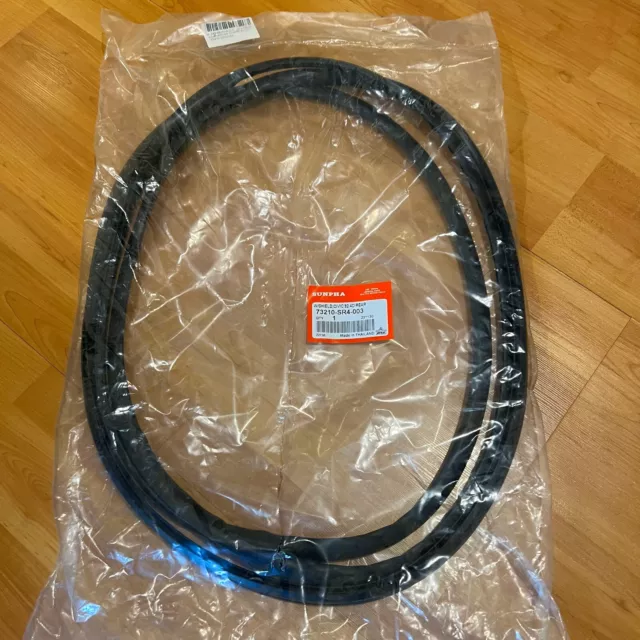 Rear windshield molding weatherstrip rubber seal for Honda Civic EG Ferio 92-95