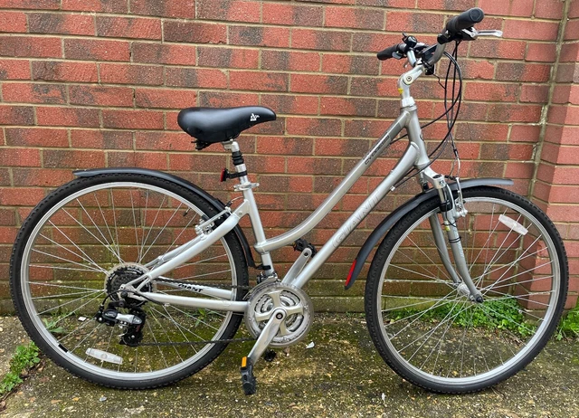 GIANT CYPRESS DX lady s hybrid bike 16