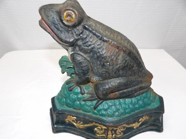 Vintage Cast Iron Frog Door Stop 9" Tall 11" Wide