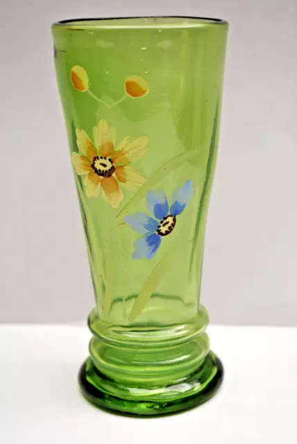 Jugendstil Uranglas Vase/Fußbecher, Emailmalerei mit Blumen, 14 cm, handbemalt