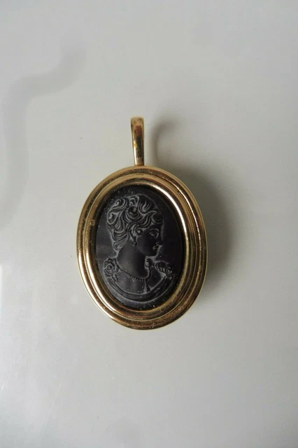 Broche Pendentif Pierre Lang - Forme Insecte, Métal Doré Avec Strass Et Émail - Dimensions 49x35 Mm - Occasion