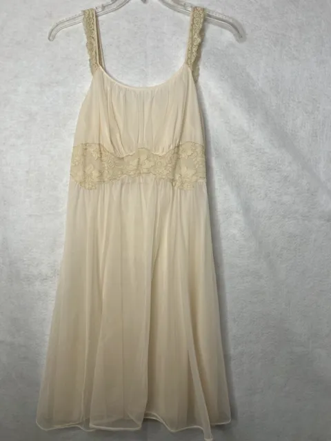 Vintage Short Babydoll Peach Nightgown Size 38 Vanity Fair Nylon Medium