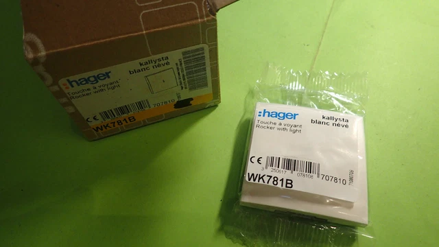 Hager KALLYSTA WK781B - Doigt enjoliveur Touche à voyant BLANC à l'unité 2