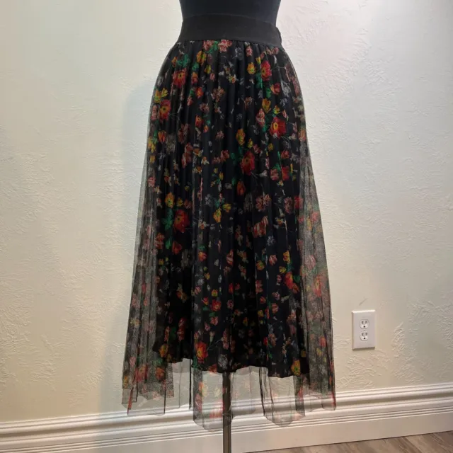 H&M Floral Sheer Pleated Overlay Over Black Midi Skirt Elastic Waist Size 4
