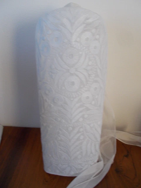 Robe De Poupée Ancienne Avec Dentelle, Chapeau Et Coiffe Bretonne - Pour Baptême Ou Mariée