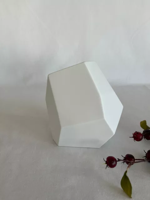 VASE PORCELAINE ROSENTHAL - Modèle SURFACE  Weiss 18 cm – ref 26018