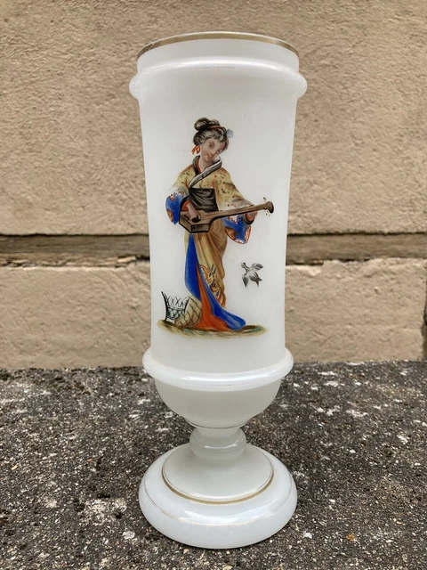 Ancien vase en opaline, scène romantique, décor Japonisant,Napoléon III