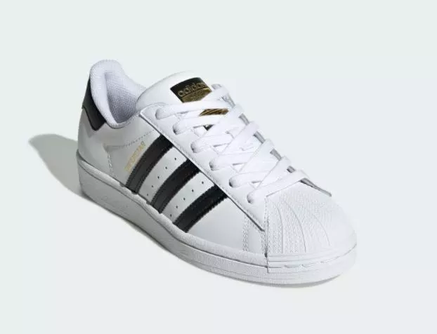 Adidas Junior Kids' Original Superstar J Youth Sneakers White/Black Sz 4 Unisex