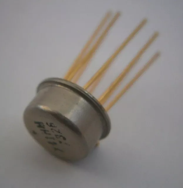 Fairchild 741HM Operational Amplifier Gold To-99 8-pin 22v