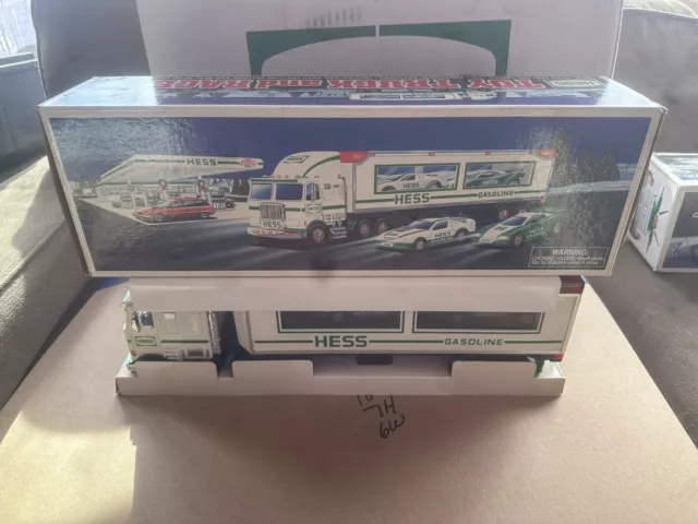 1997 Hess Truck Toy In Box With Race Cars