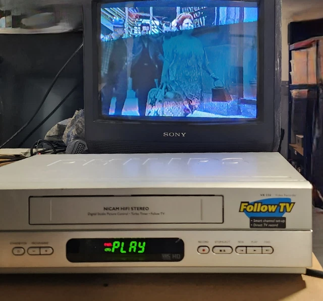 Hitachi cassette stéréo D-900 VENDU EN L'ÉTAT PIÈCES avec télécommande