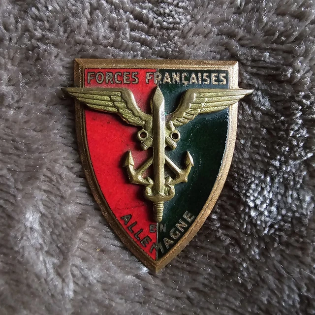 Patch Militaire Original – Troupes Françaises à Berlin (FFA) – Insigne Tissu – Bon État