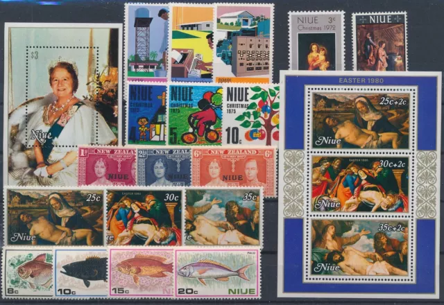 LR50120 Niue selection of nice stamps fine lot MNH