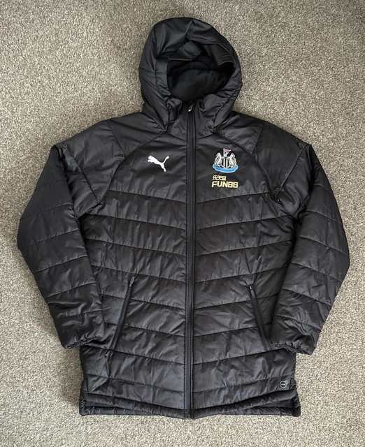 Puma nufc hotsell bench jacket mens