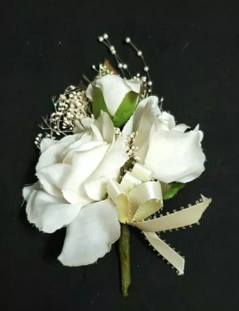 Pin de cinta blanca corsé perlas artificiales aliento de rosa de seda blanca aliento de bebé