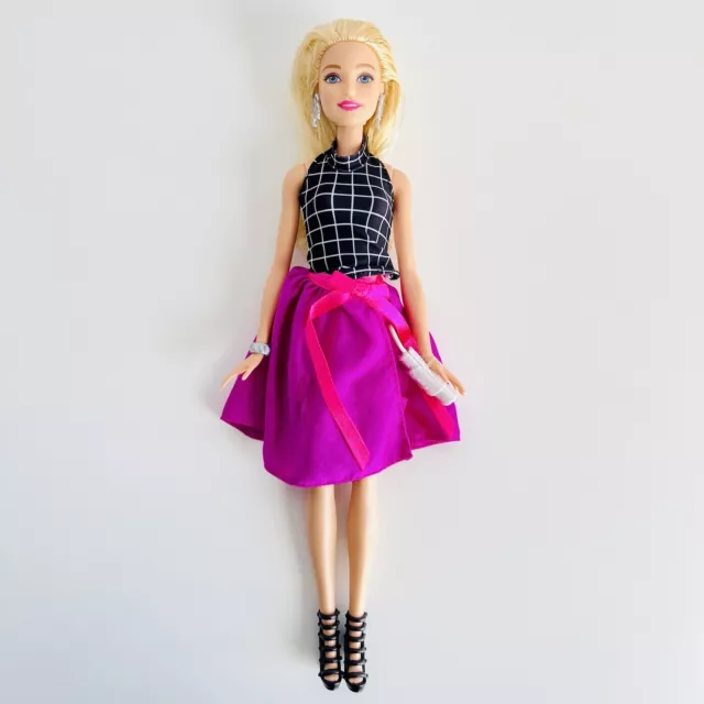 Barbie Mode Mix 'N Match Puppe 2015 & und mit Kleidung, Schuhen & Accessoires.