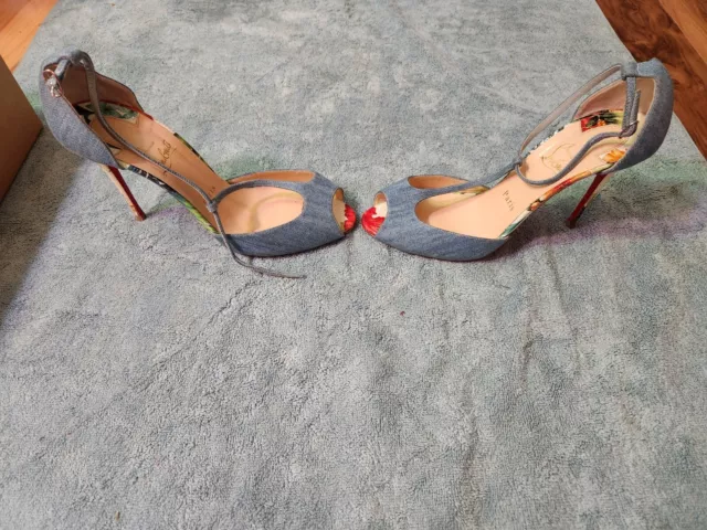 Christian Louboutin 38.5 Senora Denim 100MM Hawaii Open Toe Heels Pumps Great