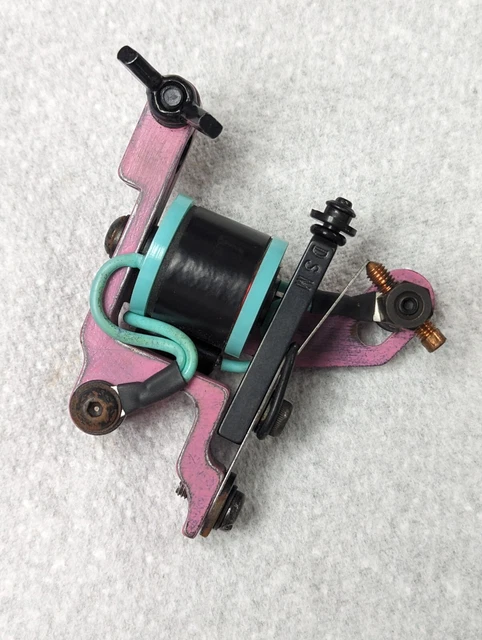 Jakub Pollág designs Personal Tattoo Machine for DIY body art