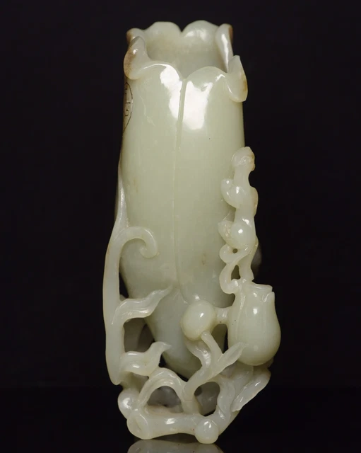 Chinese Exquisite Handmade carving Hetian Jade Statue