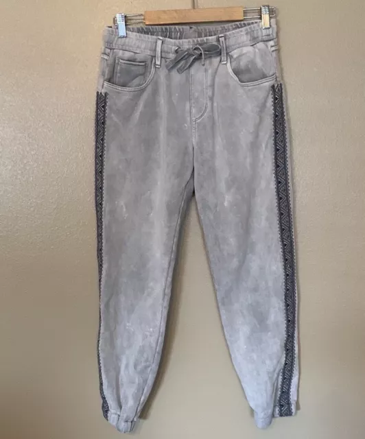 Driftwood embroidered joggers size M