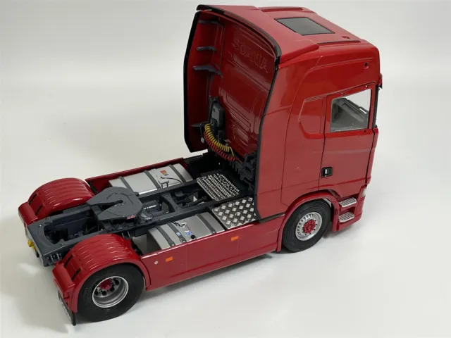 Scania 580S Highline 2021 Rouge 1:24 Echelle Solido 2400302 6