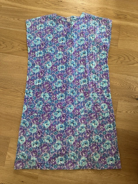 Chemisier Lili Lovely T36 - Violet/lilas Avec Broderie Fleurs - Neuf Sans étiquettes - Taille 36