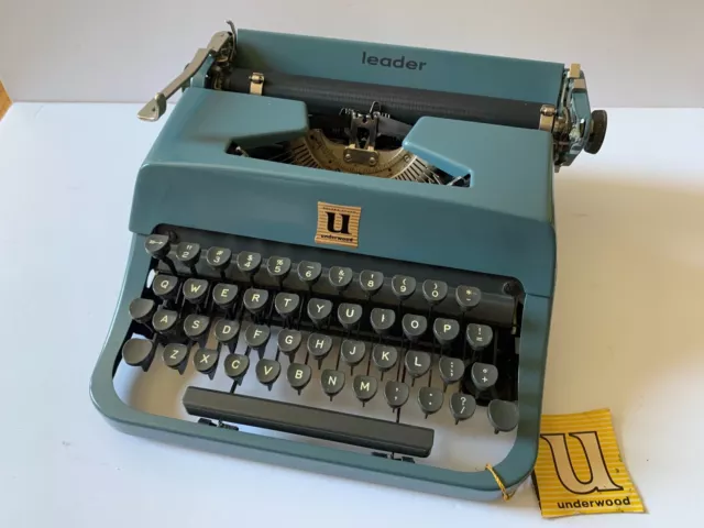 Vintage MCM Blue Underwood Golden Touch Leader Portable Typewriter w/Case