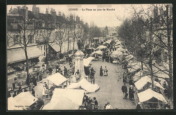 CPA Cosne, La Place un Day de Market 1913