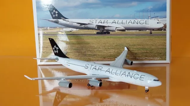 Herpa Wings 536851 Lufthansa Airbus A340-300 "Star Alliance" D-AIGW 1:500 NEU